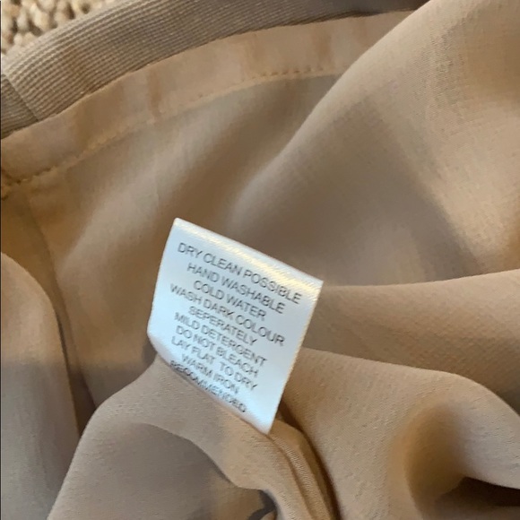 Long sleeves straight lined dress - Picture 4 of 8